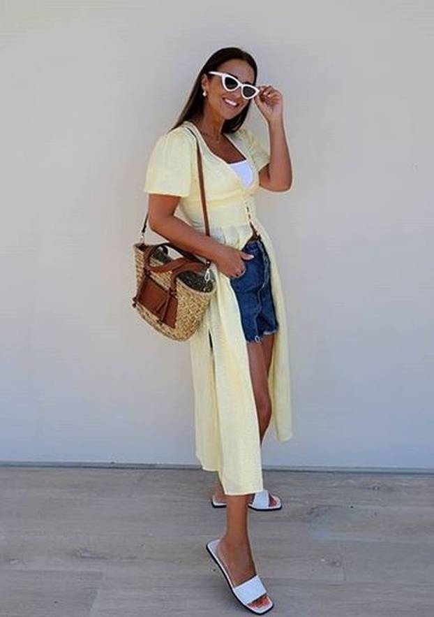 Lepršava ljetna haljina može se nositi i na hlačice - kao ogrtač