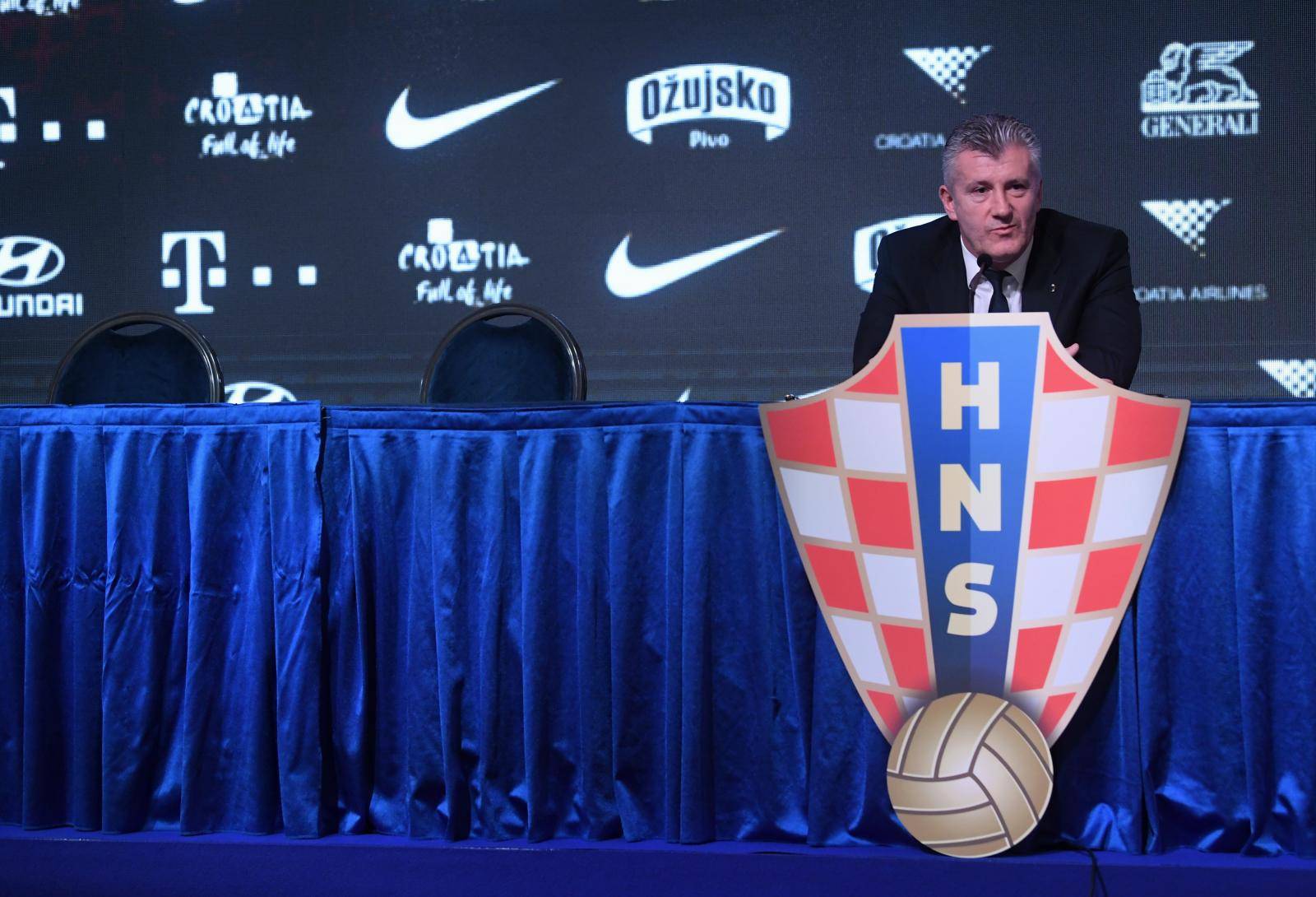 Zagreb: Davor Šuker održao konferenciju za medije nakon skupštine HNS-a