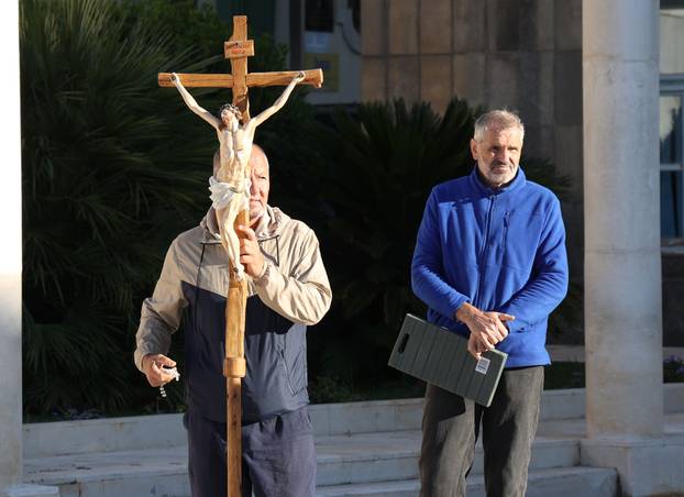 Šibenik: Molitelji na gradskim trgovima prve subote u mjesecu