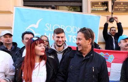 Petrina zbog Maje Šupe doveo autobus prosvjednika u Zadar