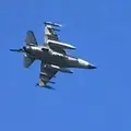 Sru&scaron;io se ukrajinski F-16
