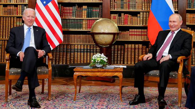 FILE PHOTO: FILE PHOTO: U.S.-Russia summit in Geneva