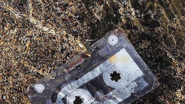 Na izložbi vidjela svoju kazetu koju je 90-ih izgubila na plaži