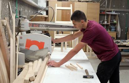 Roditelji zabrinuti: 'Počinje velika reforma škola, a mi još ne znamo što čeka našu djecu'