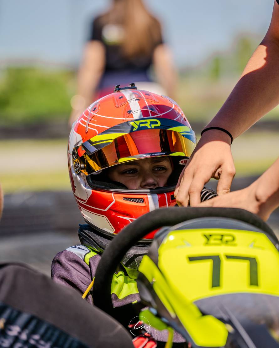 Hrvatski karting dobiva novu zvijezdu: Ivan Janičijević (11) oduševljava rezultatima...