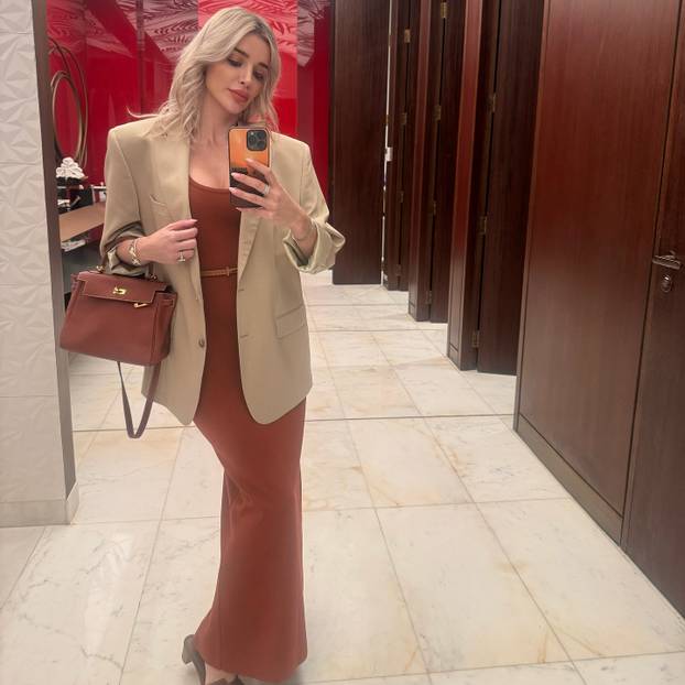 FOTO Naša prekrasna novinarka zaljubila se u ikonu Reala. Brak im je kao iz bajke, dobili i sina