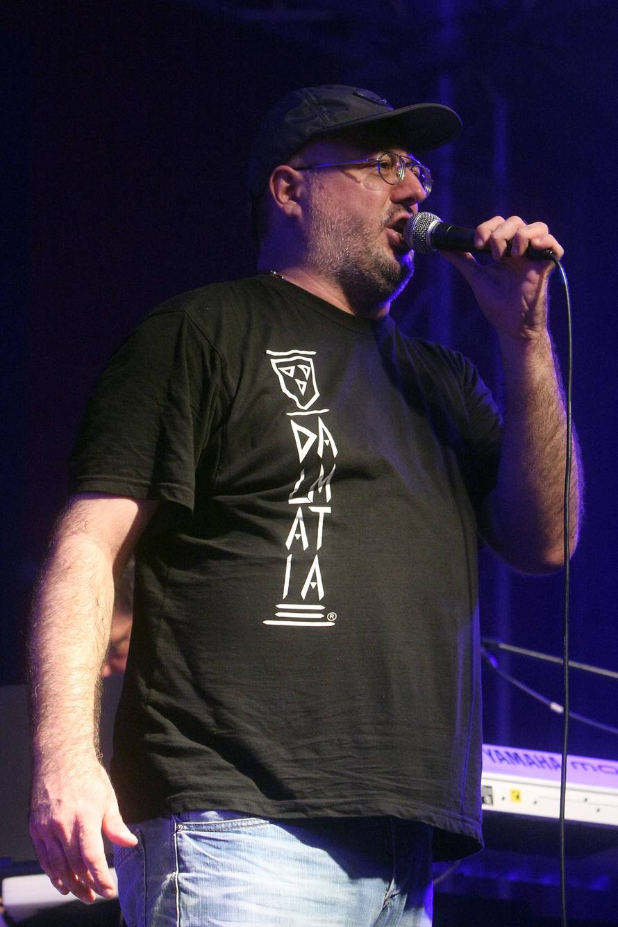 Vuco: 'Bučevićka, ti puno zujiš, a malo meda daješ. Trebala bi možda kod mene na seminare'