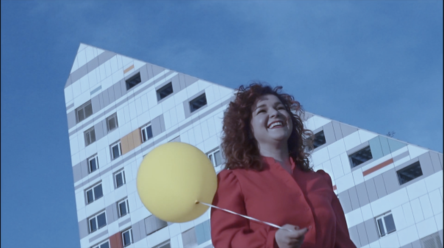 Novim zvukom u novoj pjesmi LUCE najavljuje svoj prvi album