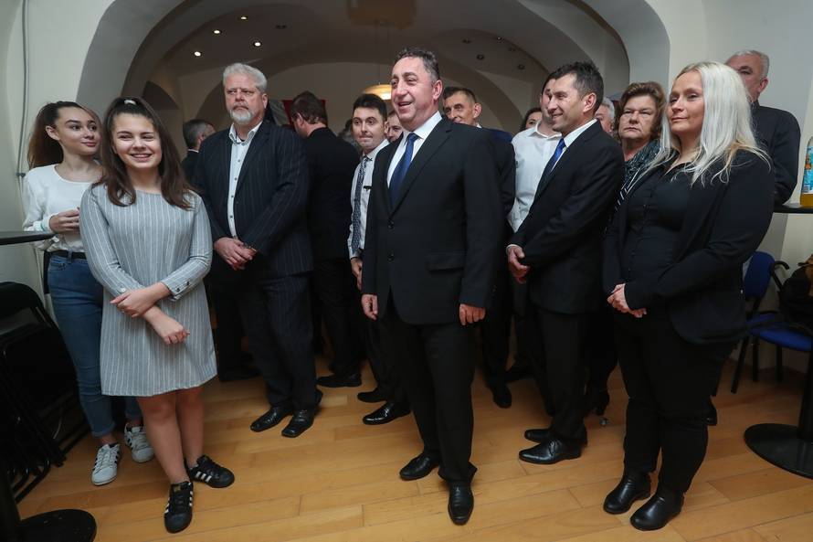 Zagreb: Izborni stožer Nedjeljka Babića