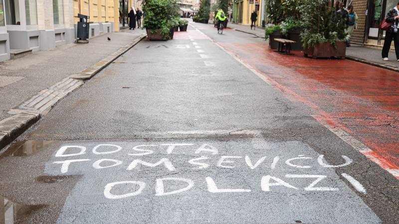 FOTO Ponovili grafit protiv Tomaševića, ali i istu grešku 15 pxl 050525 132250101 ryRbmof