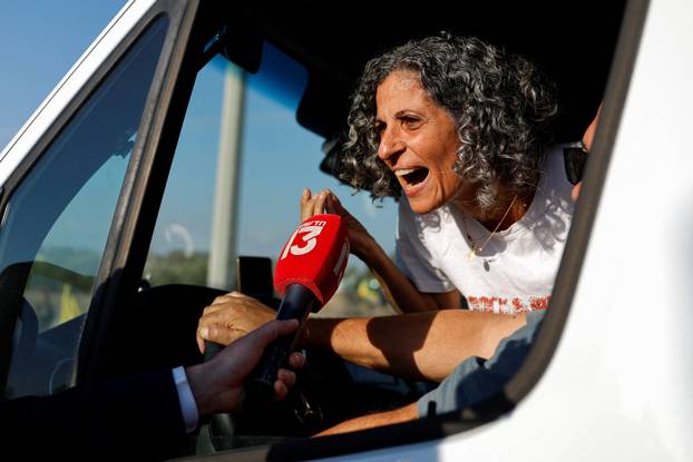 Hostages-prisoners swap deal between Hamas and Israel