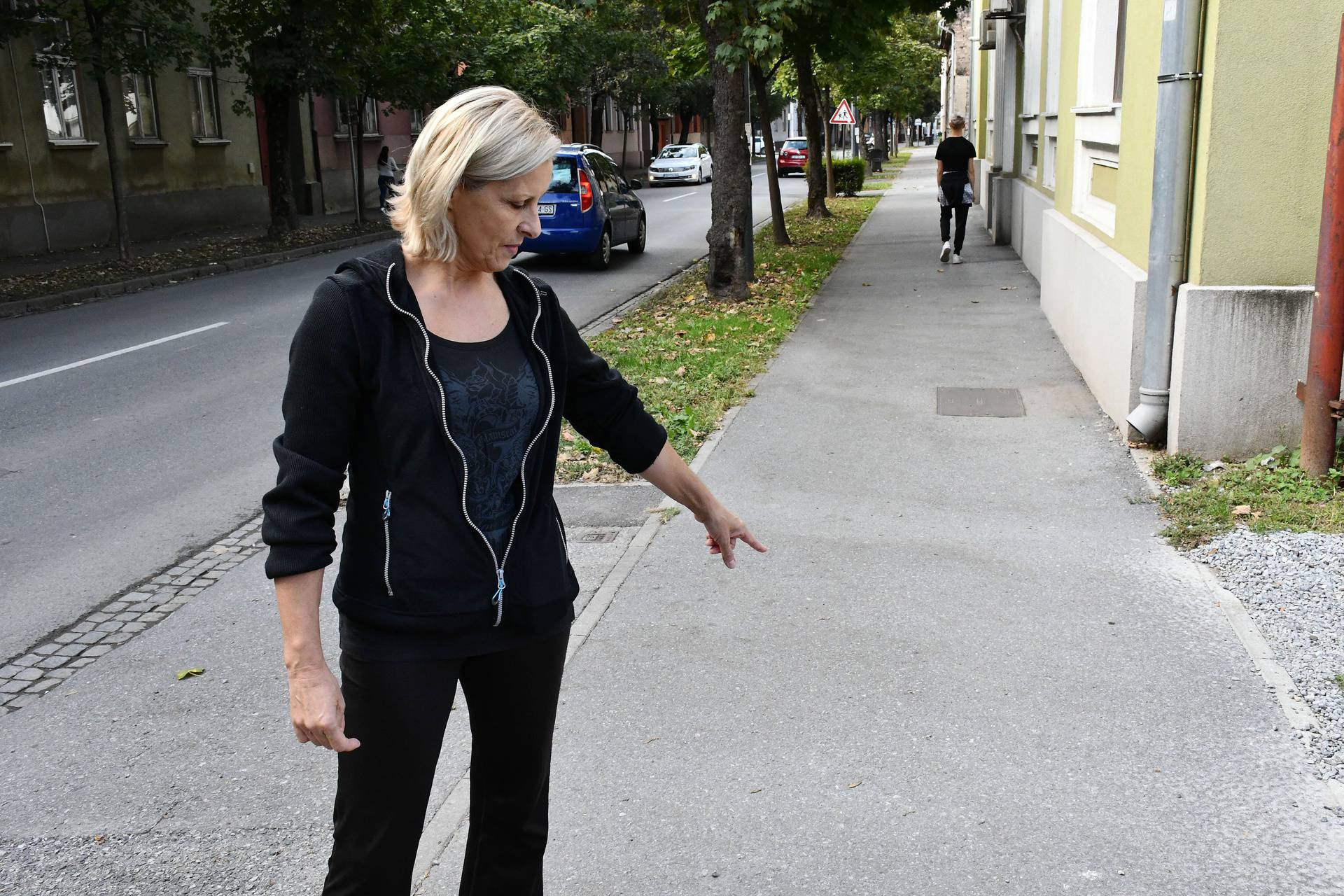 VIDEO Našla pitona te ga odvela ravno kući: 'I vi učinite isto i te divne životinje spasite s ulice!'