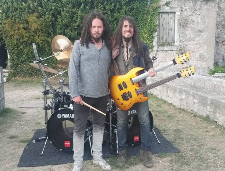 Doznajemo: Thompson ima novi bend, evo koliko će ih platiti za veliki koncert na Hipodromu...