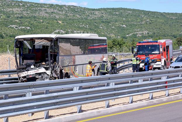 Sudar dva autobusa na A1 u blizini izlaza Vučevica u smjeru Zagreba
