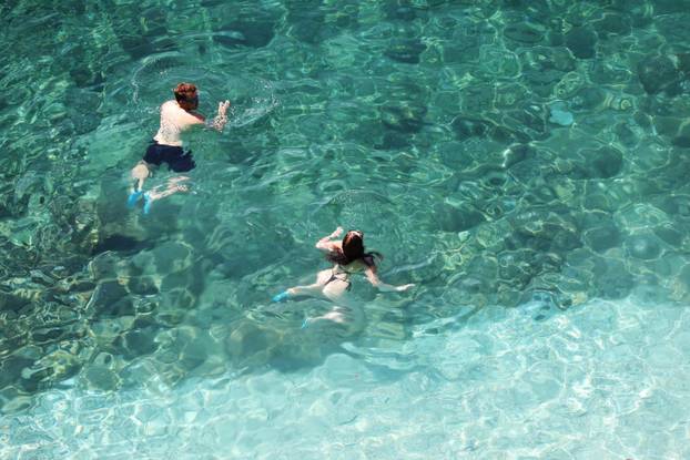 Rijeka: Kupači na gradskoj plaži Sablićevo