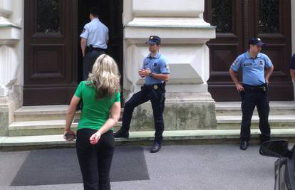 Zbog lažne dojave o bombi policija je pretraživala Sud 