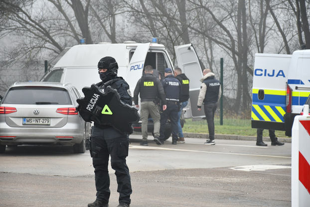 FOTO Evo kako su Slovenci predali ubojicu iz Međimurja: Dronovi su čuvali područje