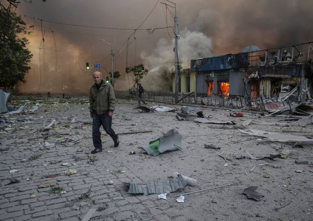 Russian drone and missile strike in Kyiv