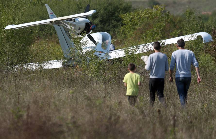 'Kopam ja vrt  kad ono - pade avion. Čuo sam udarac i lom...'