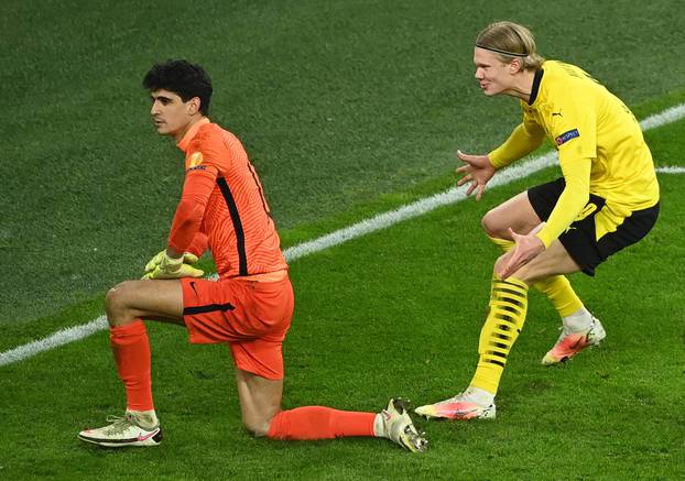 Champions League - Round of 16 Second Leg - Borussia Dortmund v Sevilla