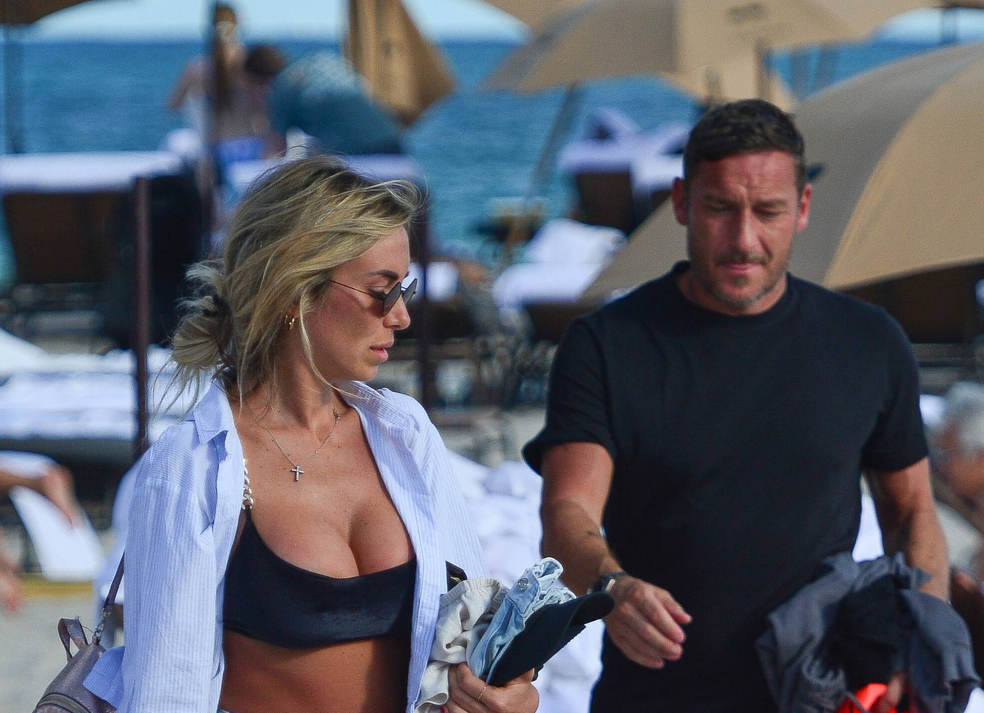 Francesco Totti enjoys the Miami Sunshine
