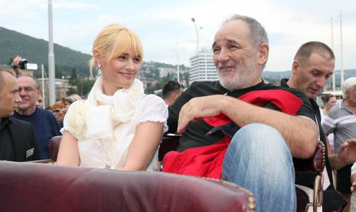 Olivera Bala&scaron;evi&cacute;: 'Sti&zcaron;e unuk, kapetan Panonske mornarice'