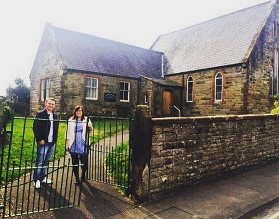 Kupili su staru crkvu i pretvorili je u prekrasan obiteljski dom