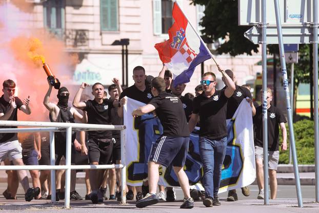 Rijeka: Maturanti proslavili zadnji dan škole