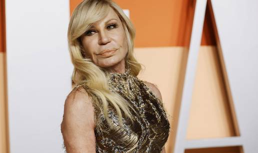 FOTO Donatella Versace uvijek je privlačila pažnju izgledom: Ovako se mijenjala kroz godine