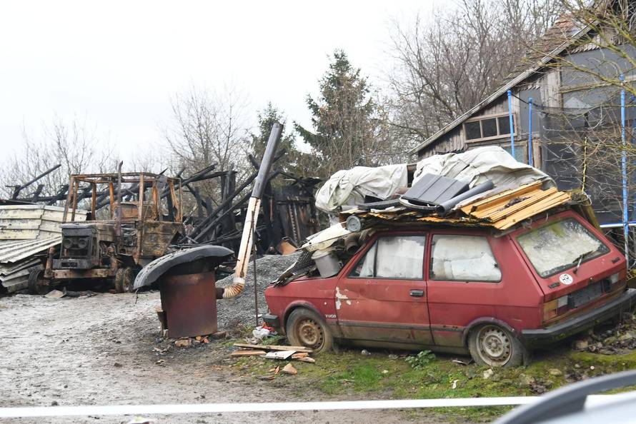 U požaru u Ivanovu Selu izgorio OPG