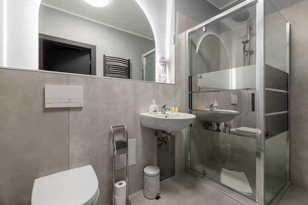 FOTO BDSM stan u Poljskoj je za ljubitelje grube akcije pravi raj!