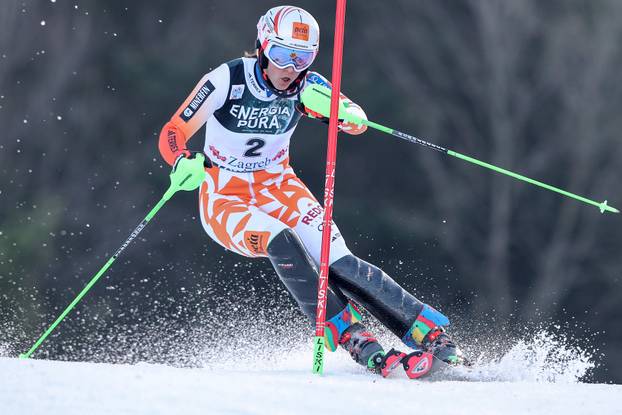 Zagreb: Prva vožnja prve utrke ženskog slaloma Audi FIS Svjetskog skijaškog kupa