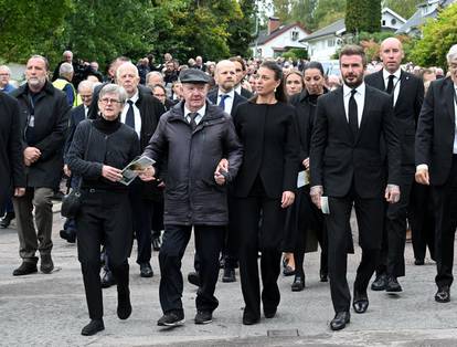 FOTO Pokopan slavni trener Sven-Göran Eriksson.  I David Beckham je došao na sprovod