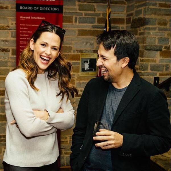 Jennifer Garner se napila vina, pa otkrila što nosi u ruksaku