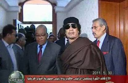 Interpol je raspisao tjeralicu za M. Gadafijem i njegovim sinom 