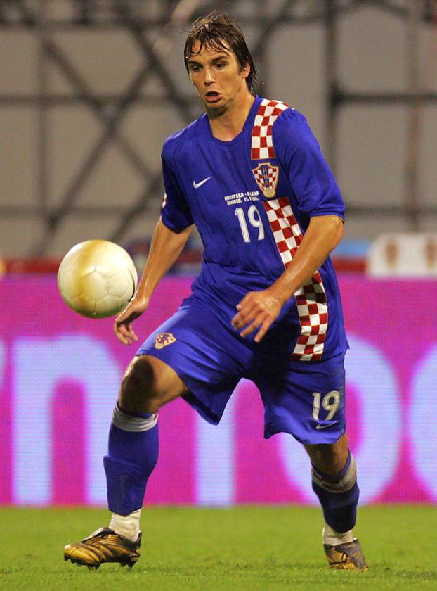ARHIVA - 2006. Zagreb: Vatreni i "maksimirska krtica" srušili su Englesku 