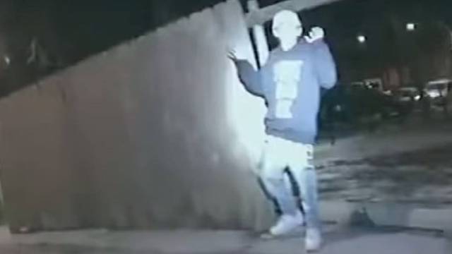 Policajac upucao dječaka (13) u Chicagu: Policija objavila video