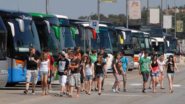 Napokon maturalci: Većina učenika ide na Jadran, tek mali broj njih putuje u inozemstvo