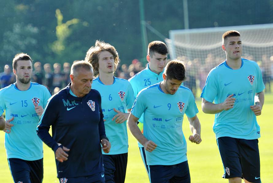 Međimurci uz 'vatrene': Čak 5 tisuća ljudi na prvom treningu