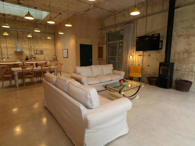 FOTO Od vojarne do top destinacije: Pogledajte kako je ratni bunker postao dom za odmor