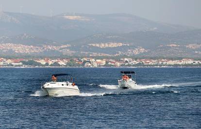 U nedozvoljenom glisiranju na Kvarneru zatečeno 15 plovila