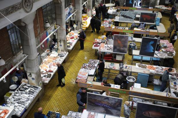 Rijeka: Ponuda ribe na riječkoj ribarnici