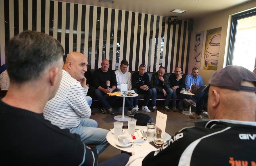 Spektakl u Splitu! Pogledajte tko sve nastupa na '4 kafića'
