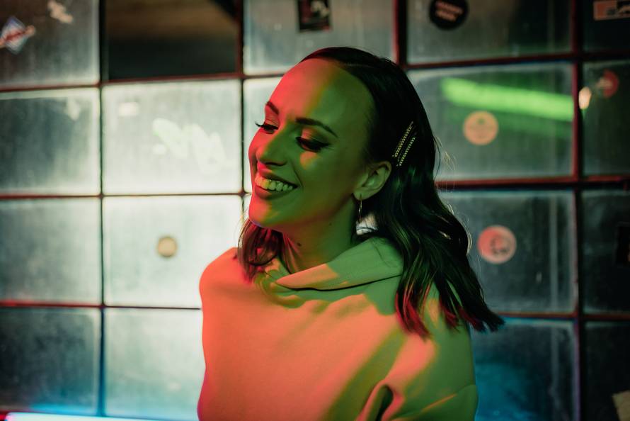 Stefany iz 'Voicea' objavila je novu pjesmu: Baš je talentirana