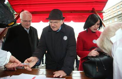 Josipovićevoj kandidaturi dali potpis Leko, Holy i Glavašević