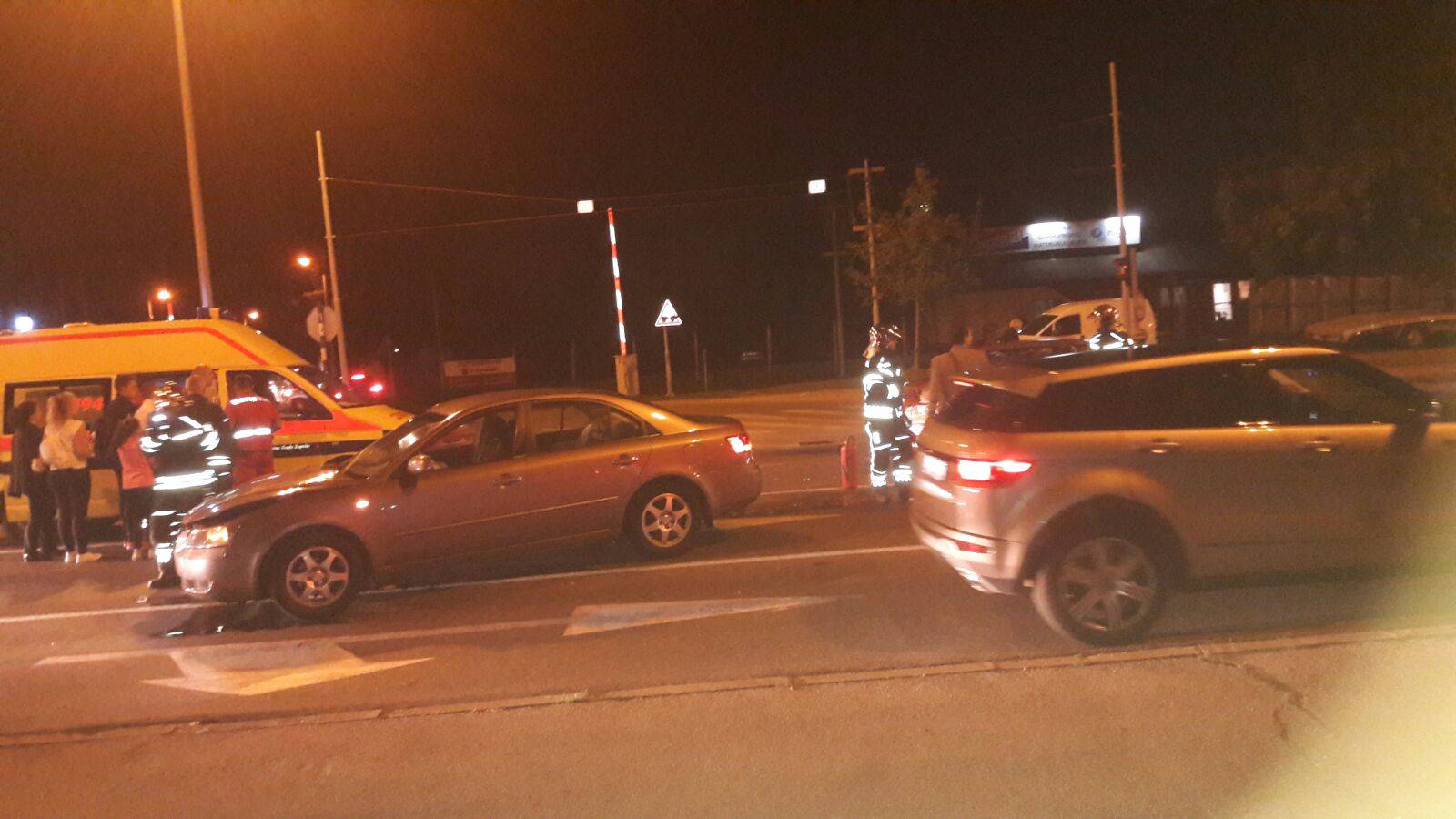 U sudaru auta u Zagrebu više ozlijeđenih, stigli i vatrogasci