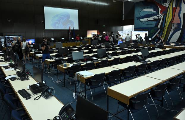 Zagreb: Obilazak Stožera za provedbu mjera sigurnosti povodom održavanja koncerta glazbenika Marka Perkovića Thompsona na prostoru Hipodroma