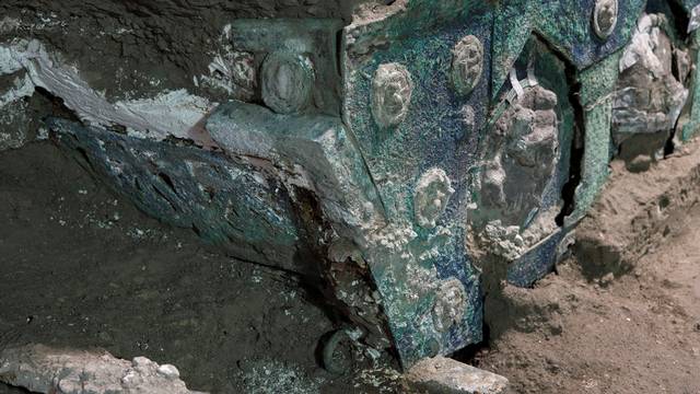 Archeologists uncover an ancient ceremonial carriage near Pompeii