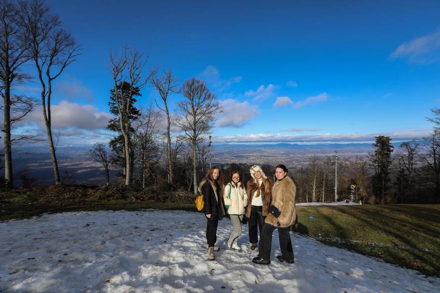 U prvim danima siječnja zagrebačko Sljeme bez hladne zime i pravog snijega