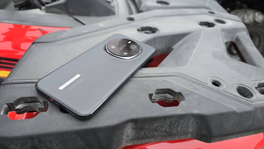Isprobali smo Honor Magic 7 Pro: Ima li sve što treba da bude najbolji telefon godine?